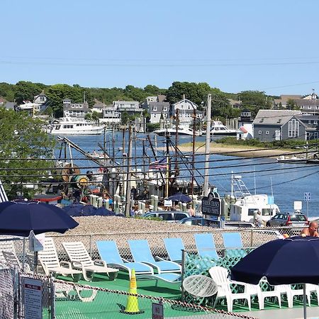 Hyannis Holiday Motel Экстерьер фото